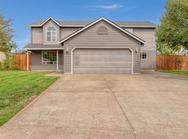 8110 Daphne Ct, Corvallis, OR 97330
