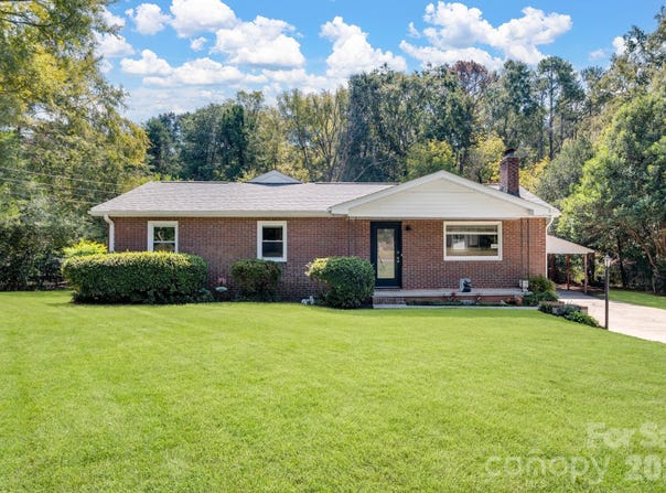 2010 Pine Top Drive, Gastonia, NC 28054