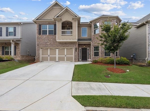 1187 Kingston Hill Drive, Loganville, GA 30052