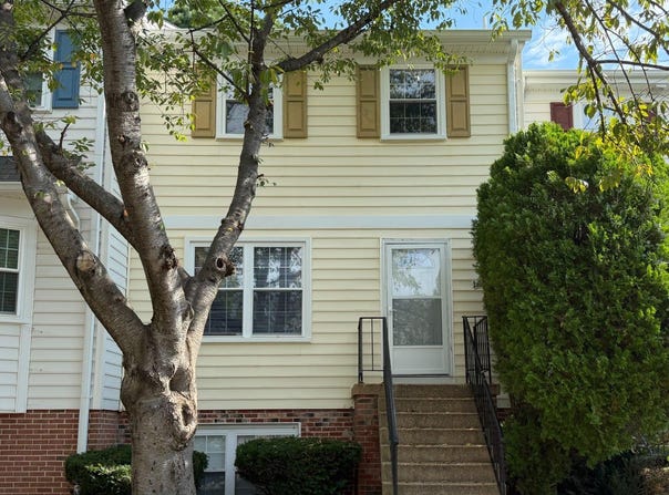 1602 W BANCROFT Lane, CROFTON, MD 21114