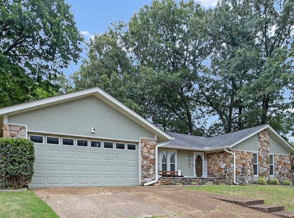 8621 KETTERING Dr, Cordova, TN 38016