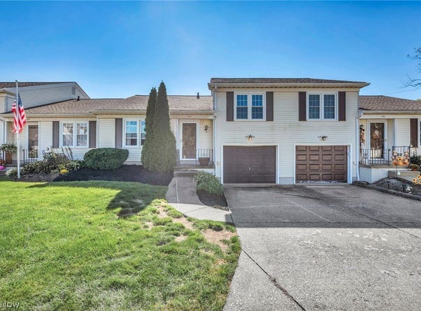 5236 Creekside Boulevard, Brunswick, OH 44212