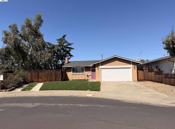 312 Robert Way, Livermore, CA 94550