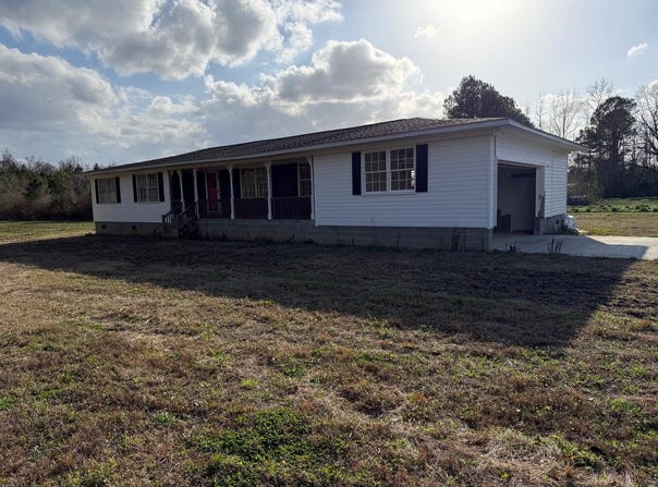 444 L J Rd., Galivants Ferry, SC 29544