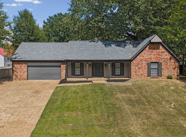 3085 CIRCLE GATE Dr, Germantown, TN 38138