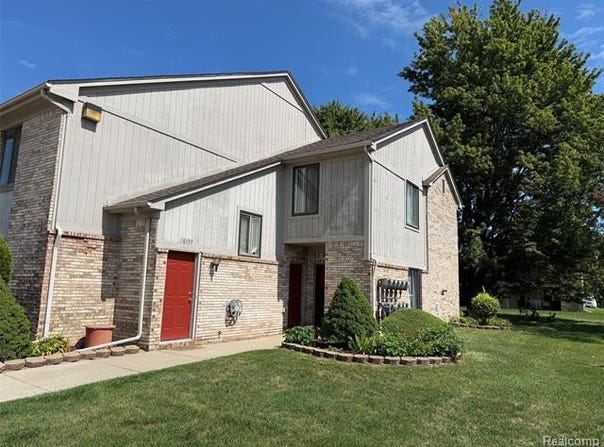 16149 Clarkson Drive, Fraser, MI 48026