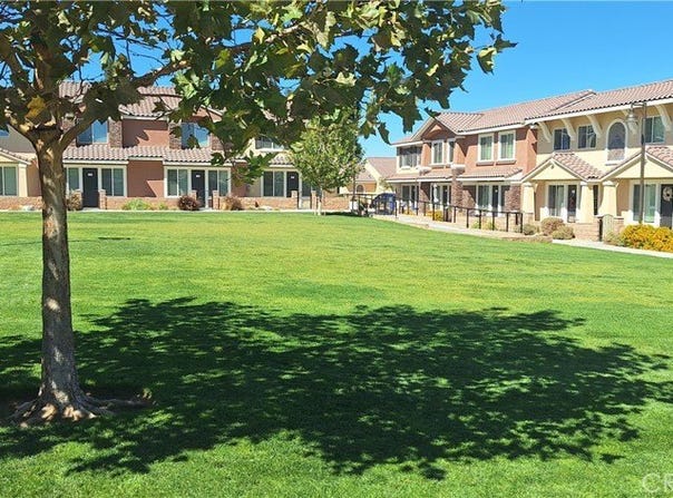 16852 Muscatel, Hesperia, CA 92345