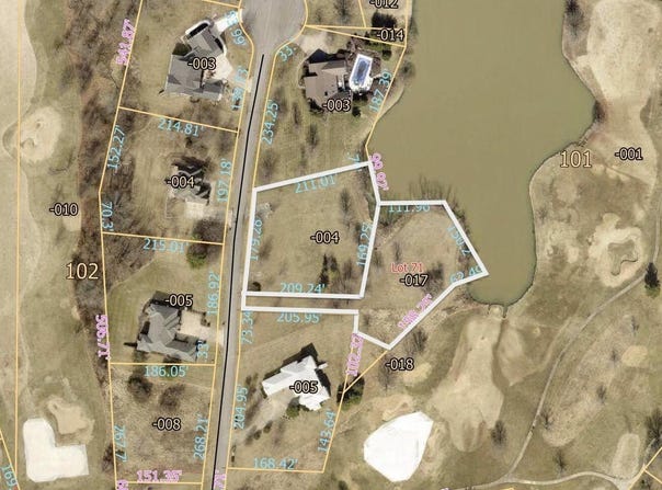 136 STONELAKE Drive, Makanda, IL 62958