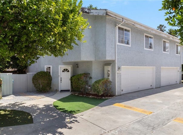 18985 Gault, Reseda, CA 91335