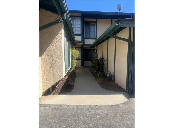 3775 Oxford, San Bernardino, CA 92404