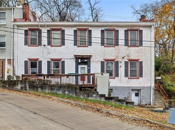10 Welsh Way A, Pittsburgh, PA 15203