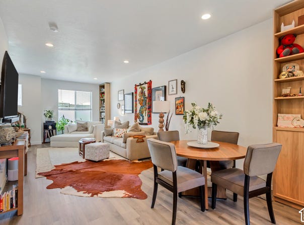 25 E CENTER St, North Salt Lake, UT 84054