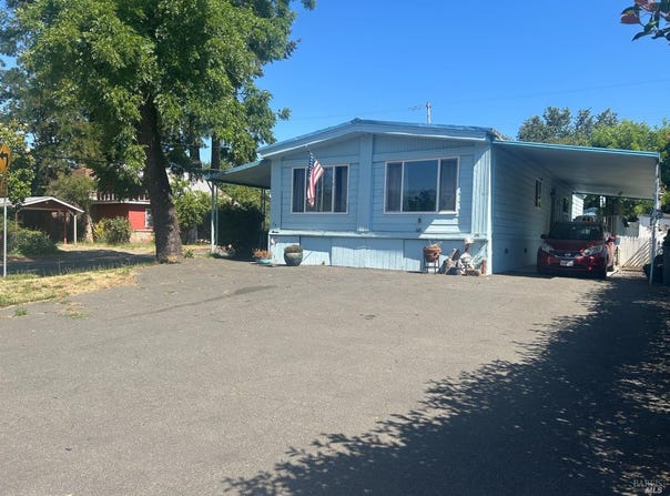 94 W Valley Street, Willits, CA 95490