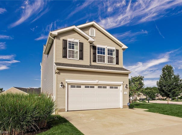 10412 Redbud Drive, Aurora, OH 44202