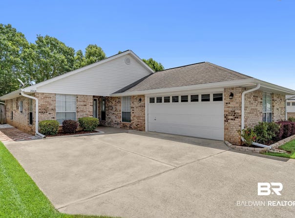 2668 Hampton Park Circle, Foley, AL 36535