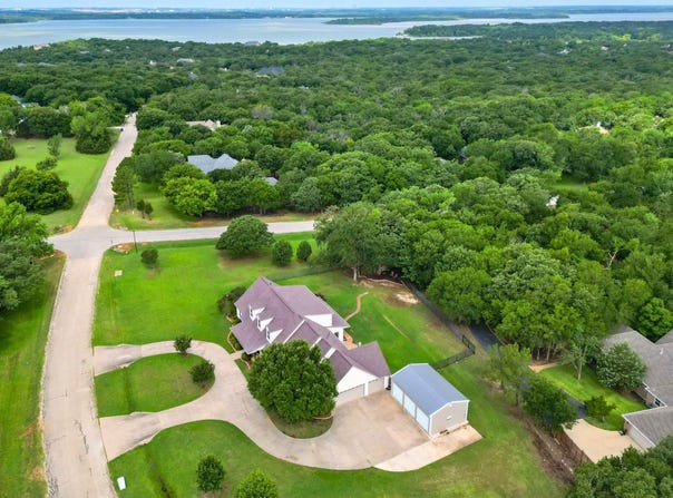 890 Topaz Lane, Oak Point, TX 75068