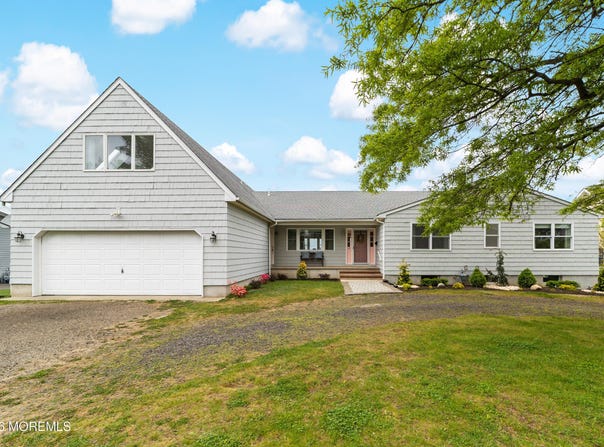 14 Harbor View Drive, Atlantic Highlands, NJ 07716