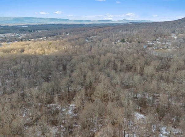 Loch Lane, Montgomery, NY 12586