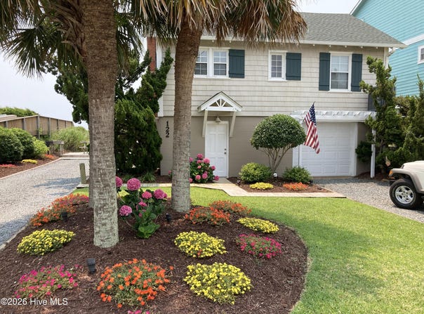 122 Ocean Boulevard E, Holden Beach, NC 28462