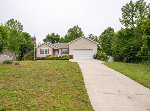 196 Chetola Drive NE, Cleveland, TN 37323