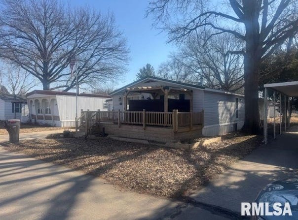 2208 Rancho Boulevard, Quincy, IL 62305