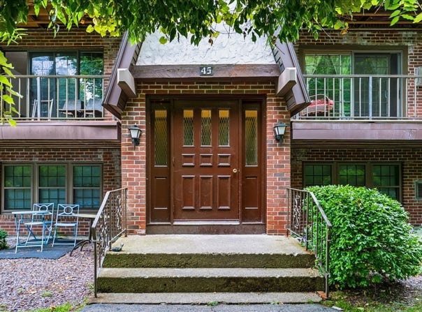 45 West St, Randolph, MA 02368