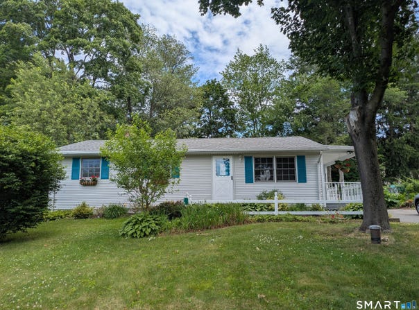 16 Jan Drive, Vernon, CT 06066