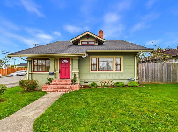 1905 H Street, Eureka, CA 95501