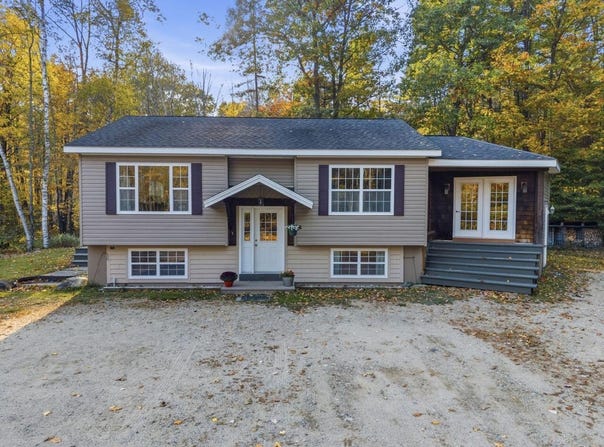 252 Swift River Road, Byron, ME 04275