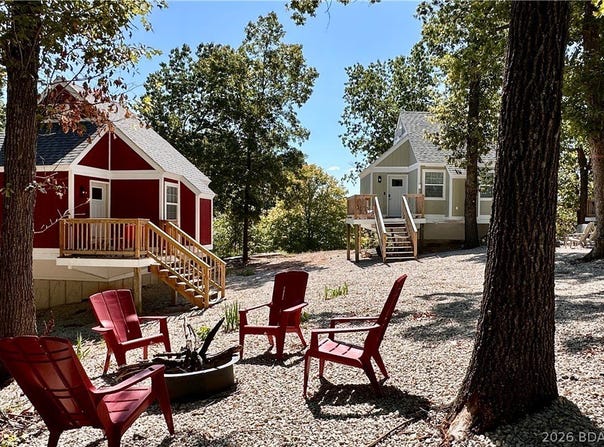 9 Bent Road, Rocky Mount, MO 65072