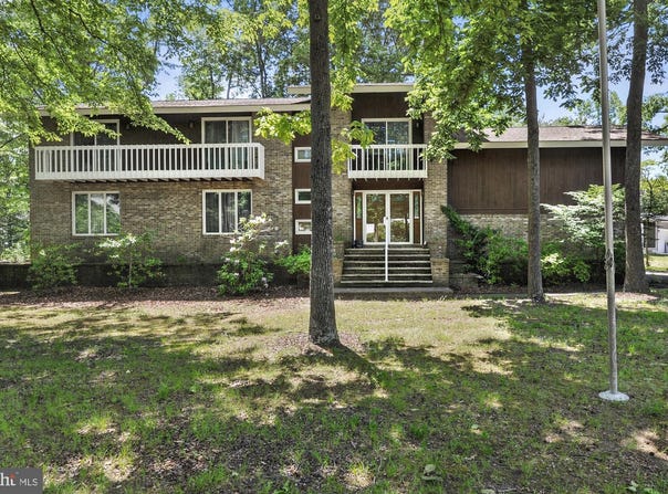 6 WINGED FOOT Road, DOVER, DE 19904