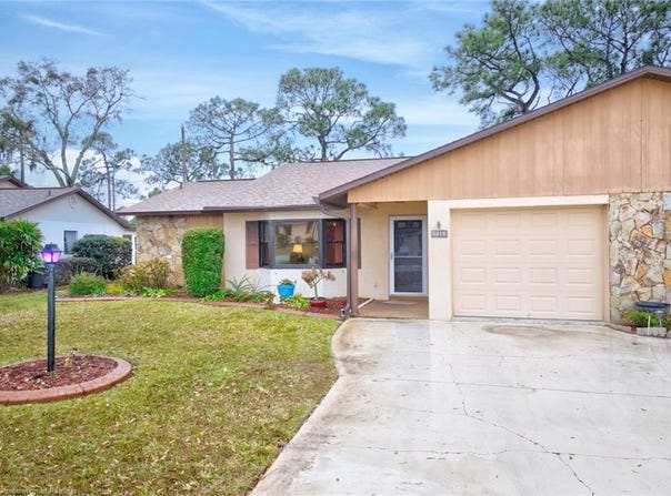 3810 Thunderbird Hill Circle, Sebring, FL 33872