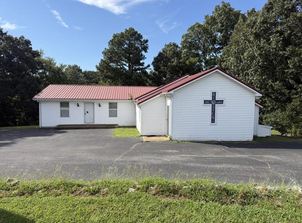 525 Peeler Road, Dexter, KY 42036