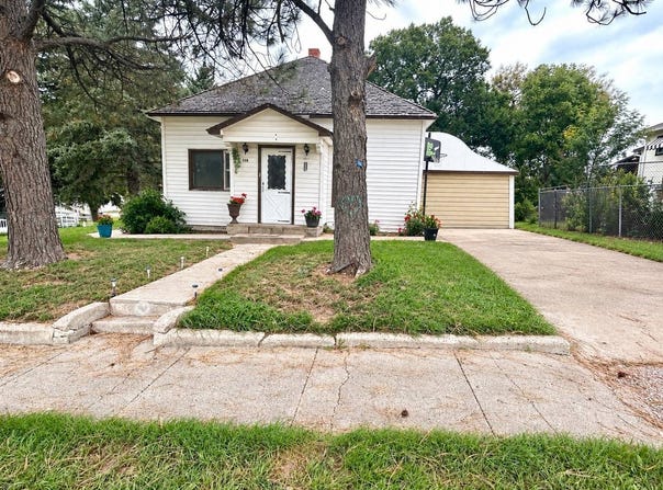 158 Maverick, Gordon, NE 69343
