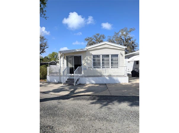 3300 26TH Avenue E, BRADENTON, FL 34208