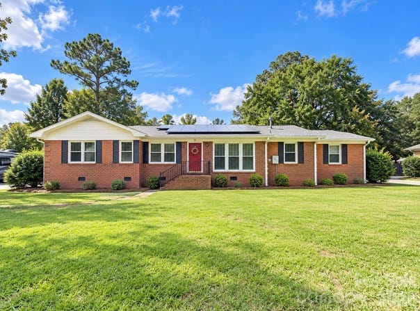 14 Hamden Circle, Cheraw, SC 29520