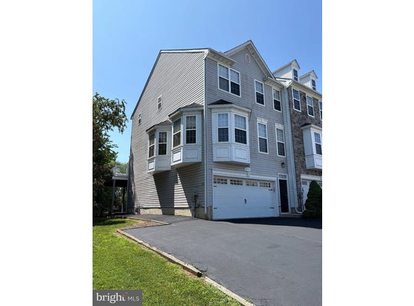 10325 LANTERN Lane, HAGERSTOWN, MD 21740