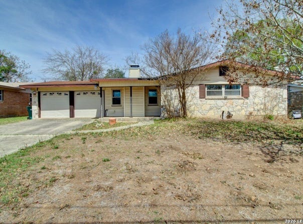 121 Young, Universal City, TX 78148
