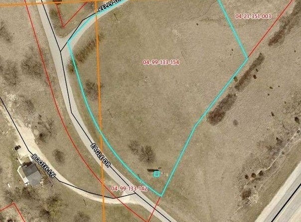 Eagle Drive, McGregor, IA 52157