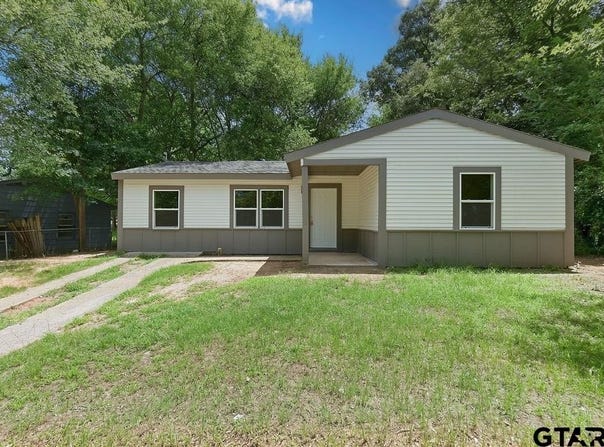 444 Bowie, Lone Star, TX 75668