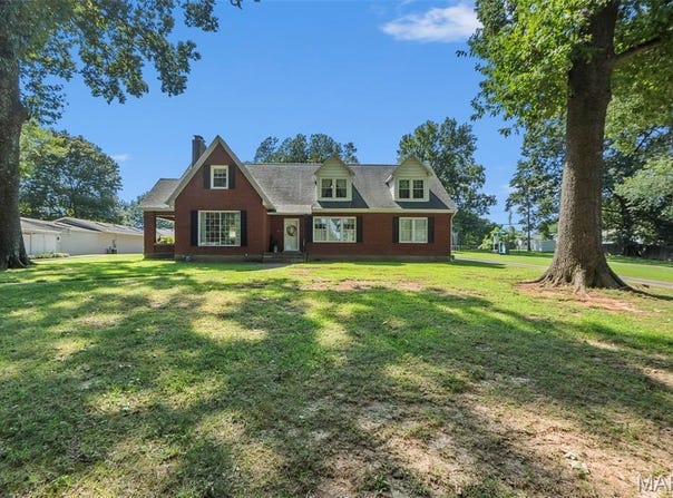 811 E Rodney Drive, Cape Girardeau, MO 63701