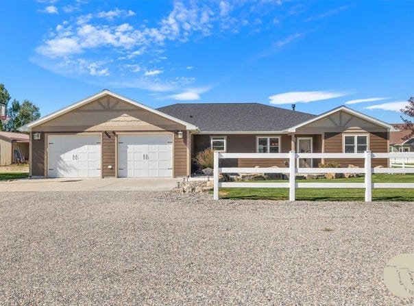 851 N 3rd Street, Columbus, MT 59019