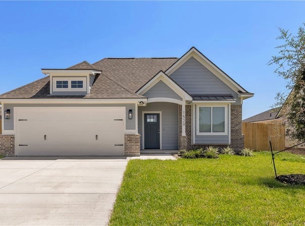1529 Birdie Court, Navasota, TX 77868
