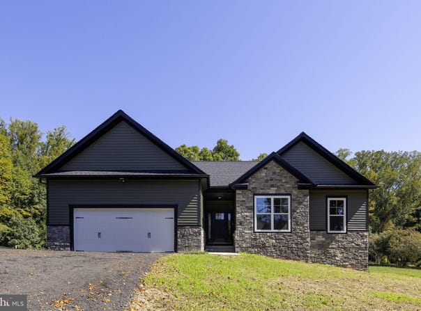 9905 ROBERT E LEE Drive, SPOTSYLVANIA, VA 22551