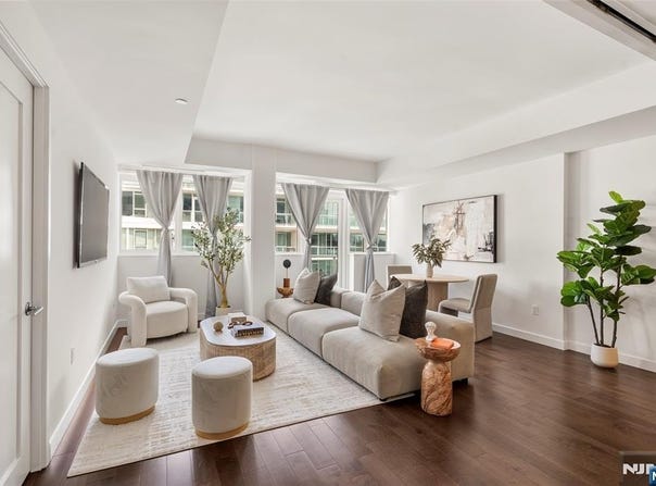 800 Ave At Port Imperial Boulevard, Weehawken, NJ 07086