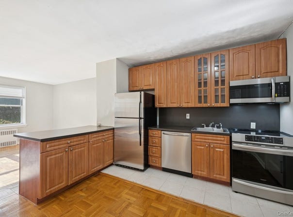 162-21 Powells Cove Boulevard, Beechhurst, NY 11357