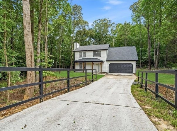 3434 Irvin Drive, Loganville, GA 30052