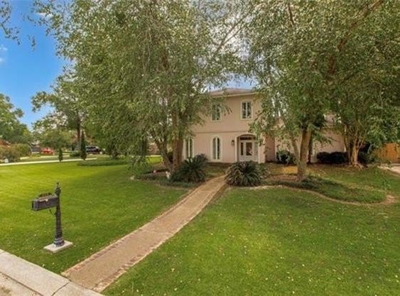 615 RIVER OAKS Drive, Covington, LA 70433