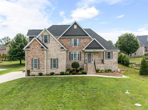 2160 Colby Drive, Forest, VA 24551
