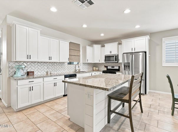 8544 E OSAGE Avenue, Mesa, AZ 85212